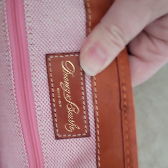 Dooney & Bourke Giraffe Print Tote Bag EUC - Picture 9 of 12